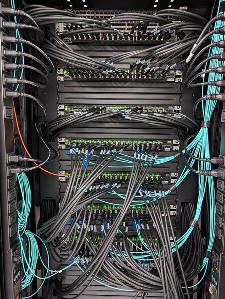 File:Bluemoon-Rack2.jpg